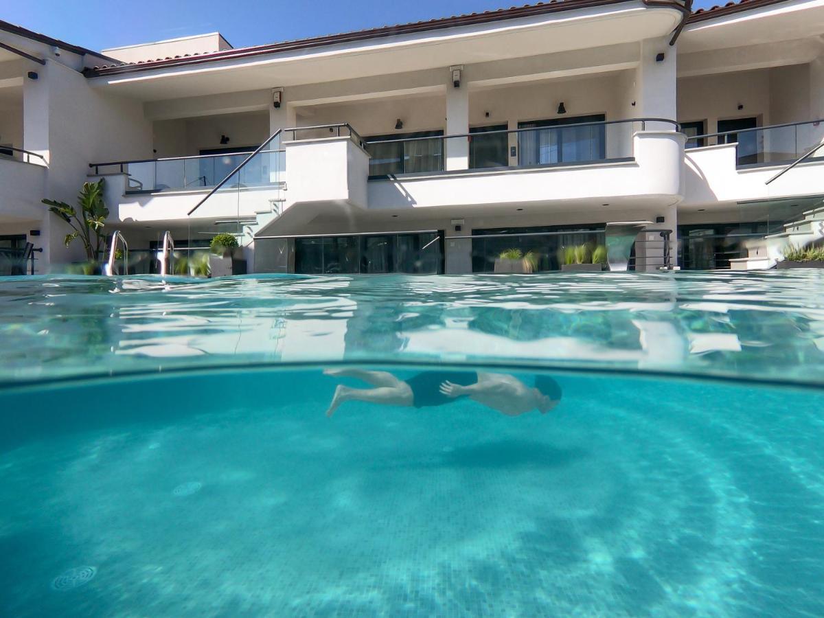 Melite Luxury Rooms & Apartments Paliouri Esterno foto